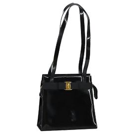 Sac à épaule Salvatore Ferragamo Émail Noir Or Auth bs19918 Noir Doré