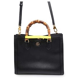 Bolso Tote Gucci Diana Medium con asa de bambú Negro