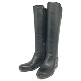 Botas largas de cuero Prada negras Negro