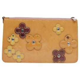 Louis Vuitton-LOUIS VUITTON Monogram Vernis Flower Lexington Pouch Pink M92248 LV Auth 100578-Pink