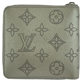 Louis Vuitton-Louis Vuitton Mahina Zippy Compact Wallet Gray Leather-Grey