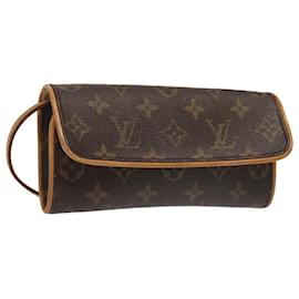 Louis Vuitton-LOUIS VUITTON Monogram Pochette Twin PM Shoulder Bag M51854 LV Auth 101114-Monogram