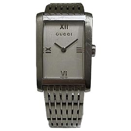 GUCCI 8600J Quartz Watch for Boys Other