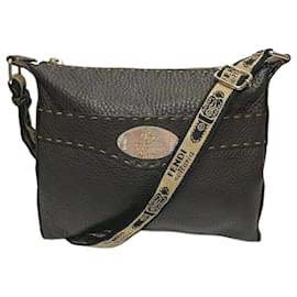Fendi-Sac à épaule en cuir Selleria de Fendi-Marron foncé