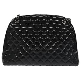 Chanel-CHANEL Matelasse Chain Shoulder Bag Enamel Black CC Auth 101334A-Black
