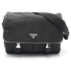 Prada Nylon Saffiano Umhängetasche 2VD768 Schwarz