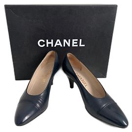 Chanel pumps navy blue leather Navy blue