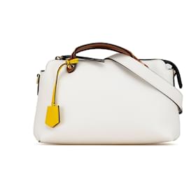 Fendi-Sac à main Fendi Medium en cuir blanc By The Way-Blanc