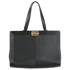Chanel Black 2014 lambskin chevron-quilted Boy tote bag Black
