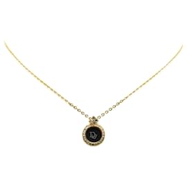 Dior-Dior-Golden