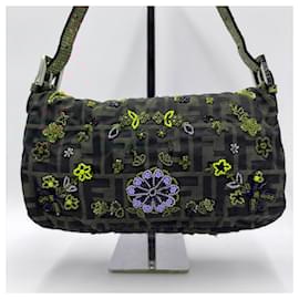 Fendi-Sac à bandoulière Fendi Rare Beaded Baguette Zucca Zucchino-Marron