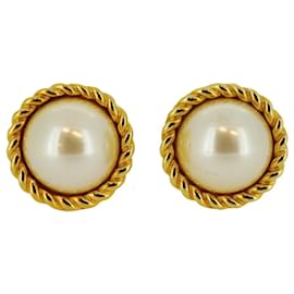 Dior-Dior-Golden