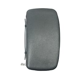 Louis Vuitton-Organizador de viagem Louis Vuitton Taiga-Preto