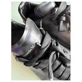 Alexander Mcqueen-Zipper-Black