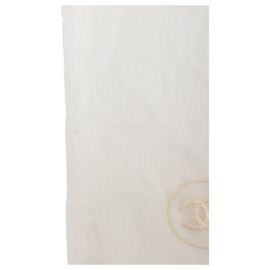 Chanel-Logo bestickter Schal Weiß