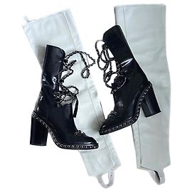 Chanel Botas Obsession com gaiters Preto Hardware prateado
