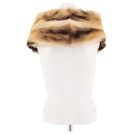 Louis Vuitton-Louis Vuitton scarves T.  Fur-Beige