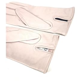 Christian Dior-Christian Dior Pink Leather Studded Cannage Gloves-Pink