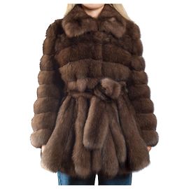 Autre Marque UNTERSCHRIEBENes Braunes Pelzkleidungsstück - 102233 Braun