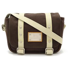Bolsa de ombro Besace PM da linha Antigua LV Cup da Louis Vuitton Marrom