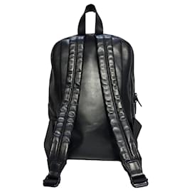 Autre Marque- Common Projects Logo Backpack in Black Calfskin Leather-Black