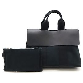 Hermès Bolsa tote Hermes Valparaiso PM em couro chevron preto Preto