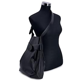 Louis Vuitton-Vintage Black Epi Leather Sac d'Epaule Shoulder Bag-Black