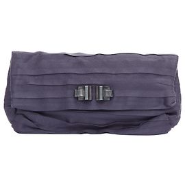 Sac à main plié en satin Lanvin avec boucle argentée Violet