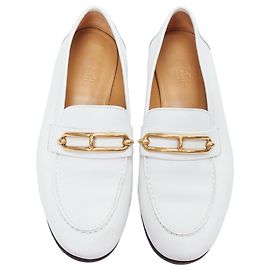 Hermès Mocassins com fivela Roulis em couro de cabra revestido Hermes Colette Branco