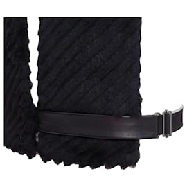 Versace-Cachecol de couro macio com cinto de pele de coelho texturizada Versace-Preto