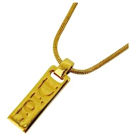 Dior-Dior-Golden