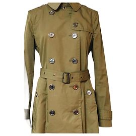Burberry Brit Gabardina Verde claro