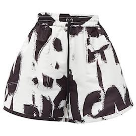 Alexander Mcqueen-Alexander McQueen Brh Graffiti high waisted shorts-Black