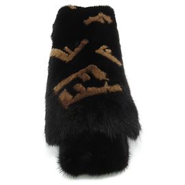 Cachecol Fendi de vison com logo FF marrom Marrom