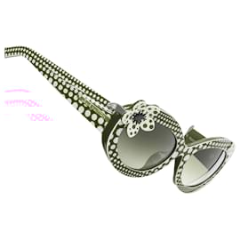 Louis Vuitton-Louis Vuitton floral polka dots sunglasses-Red