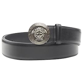 Versace-Cinto de fivela de moeda Medusa Biggie em prata da Versace-Preto