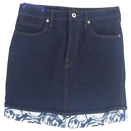Falda mini de mezclilla azul con estampado de Burberry Azul