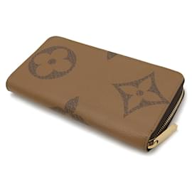 Louis Vuitton-Louis Vuitton Monogram Giant Reverse Zippy Wallet-Brown