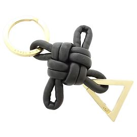 Bottega Veneta Leather Triangle Keyring Black