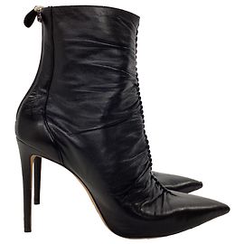 Susanna geraffte Stiefeletten aus schwarzem Leder von Alexandre Birman Schwarz