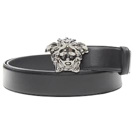 Versace-Cinto de couro com fivela de prata rutenio La Medusa da Versace-Preto