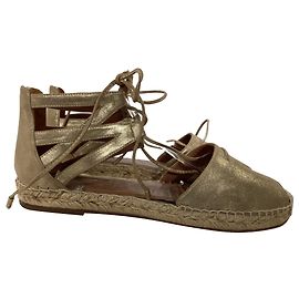 Espadrillas con lacci e punta chiusa Aquazzura in pelle dorata D'oro Metallico