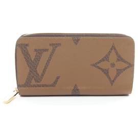 Louis Vuitton-Louis Vuitton Zippy Wallet Monogram Giant M69353-Brown