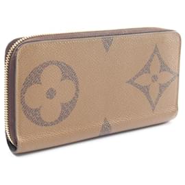 Louis Vuitton-Louis Vuitton Zippy Wallet Monogram Giant M69353-Brown