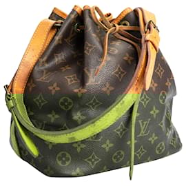 Louis Vuitton-LOUIS VUITTON Handbags T.  Cloth-Brown
