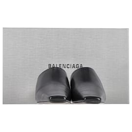 Balenciaga-Balenciaga Typo Chrome Heel Mules in Black Leather-Black
