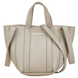 Balenciaga-Balenciaga Everyday XS Leather Shoulder Bag-Grey