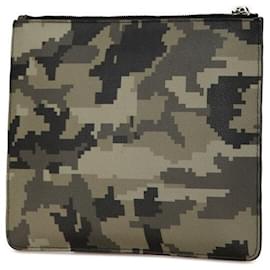 Givenchy-Givenchy Camouflage PVC Clutch Bag-Green