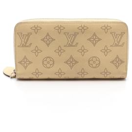 Louis Vuitton-Louis Vuitton Zippy Wallet Mahina Banana Leather-Yellow