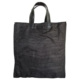 Fendi-Fendi ---Black